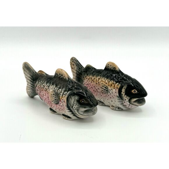 Salt and pepper Other - Vintage trout salt and pepper shakers